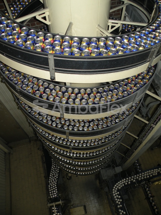 All-purpose spiral conveyor for medium to large products
